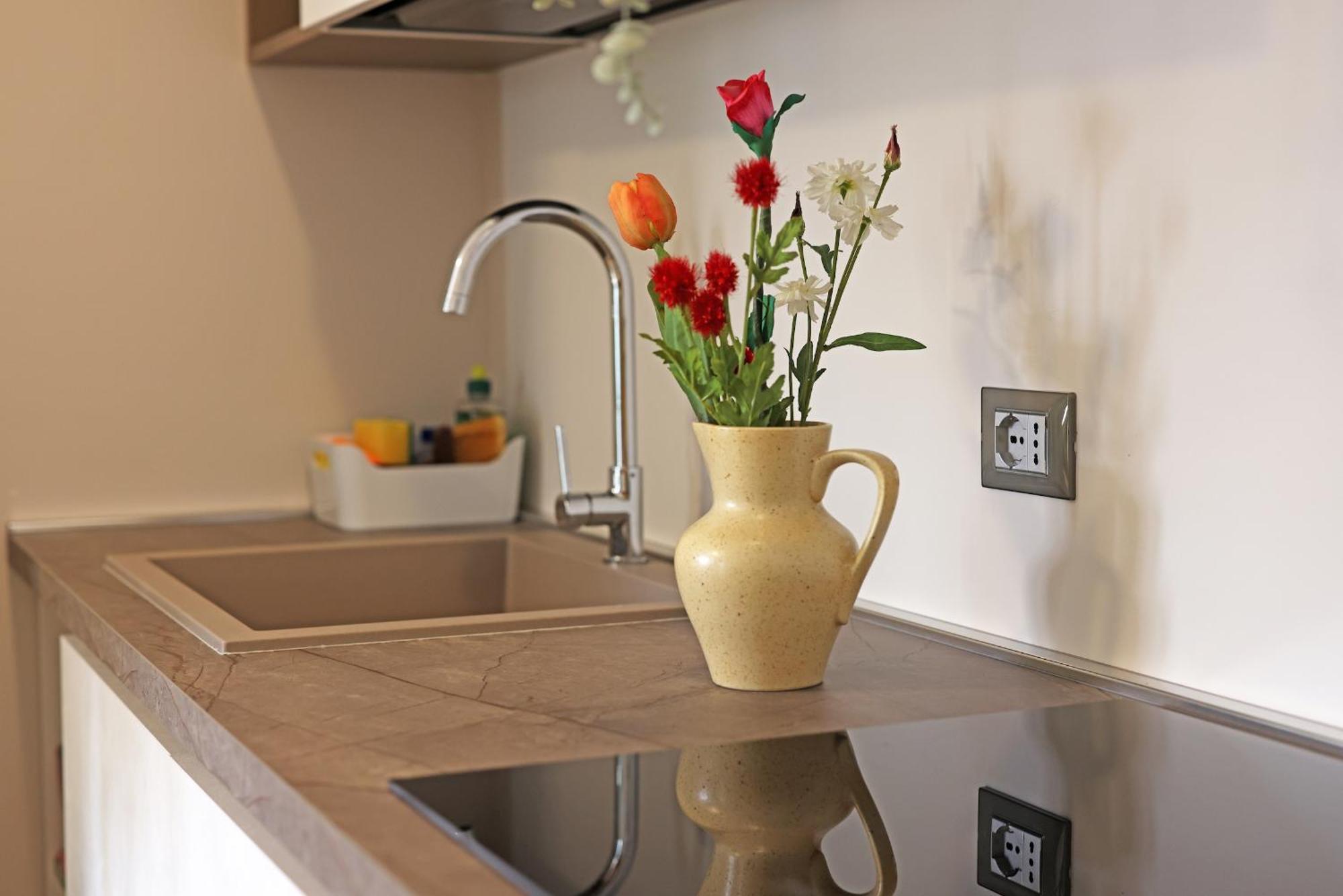 Sunrise Residence Алба Екстериор снимка